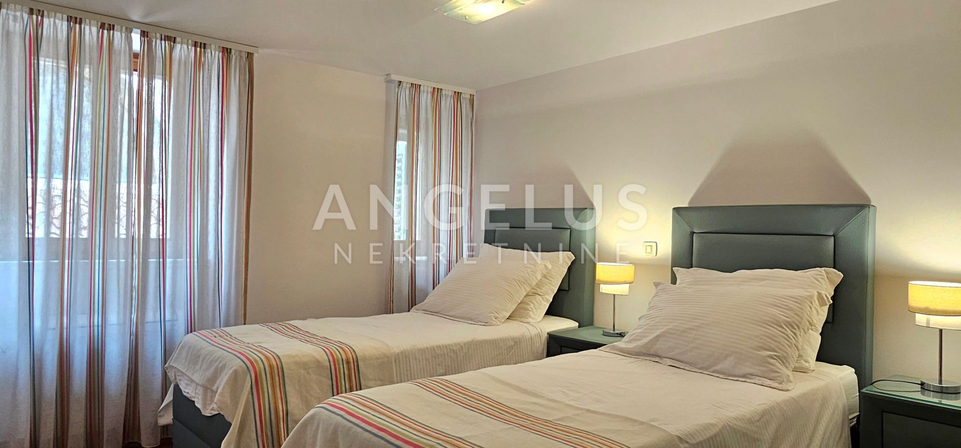 Flat For sale -  Grad