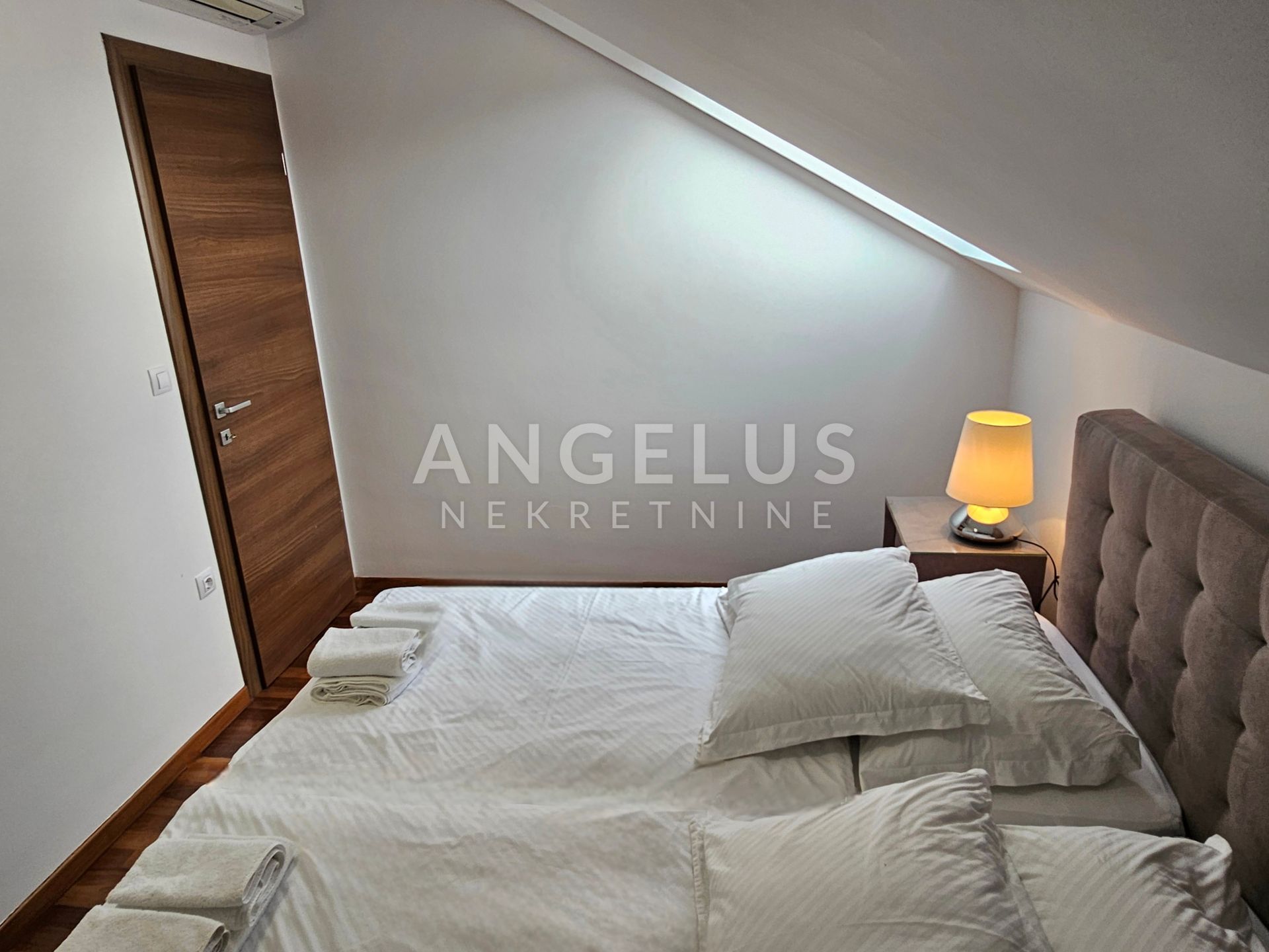 Flat For sale -  Podstrana
