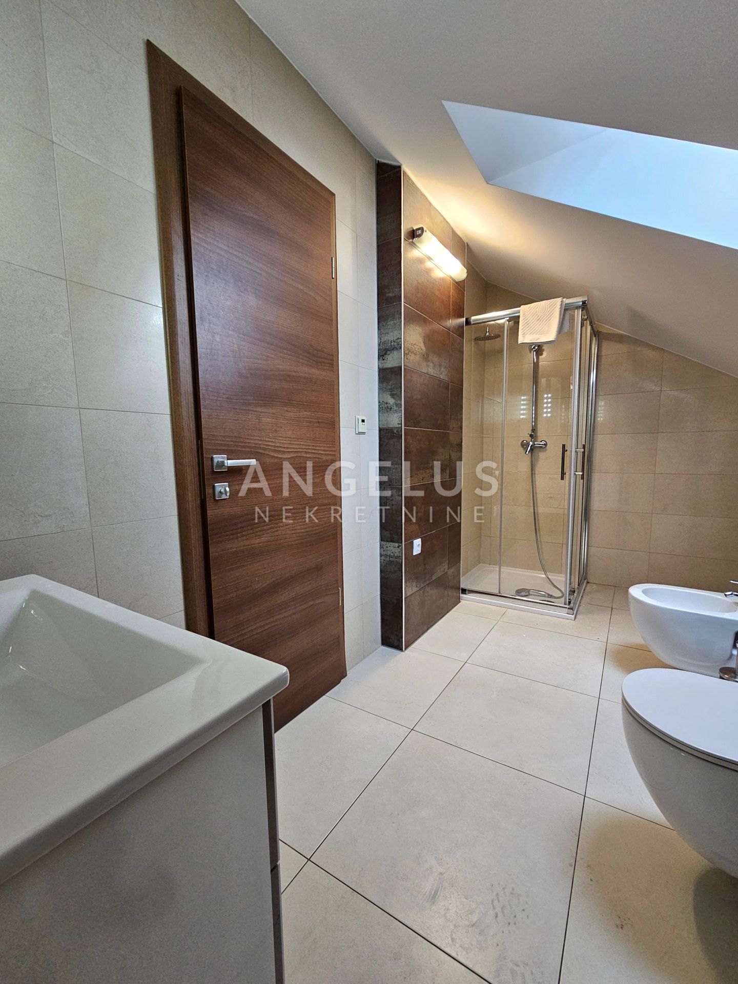 Flat For sale -  Podstrana