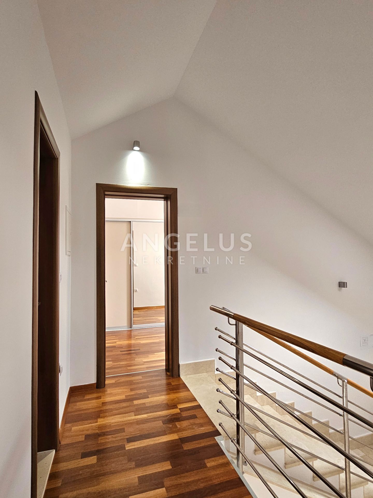 Flat For sale -  Podstrana