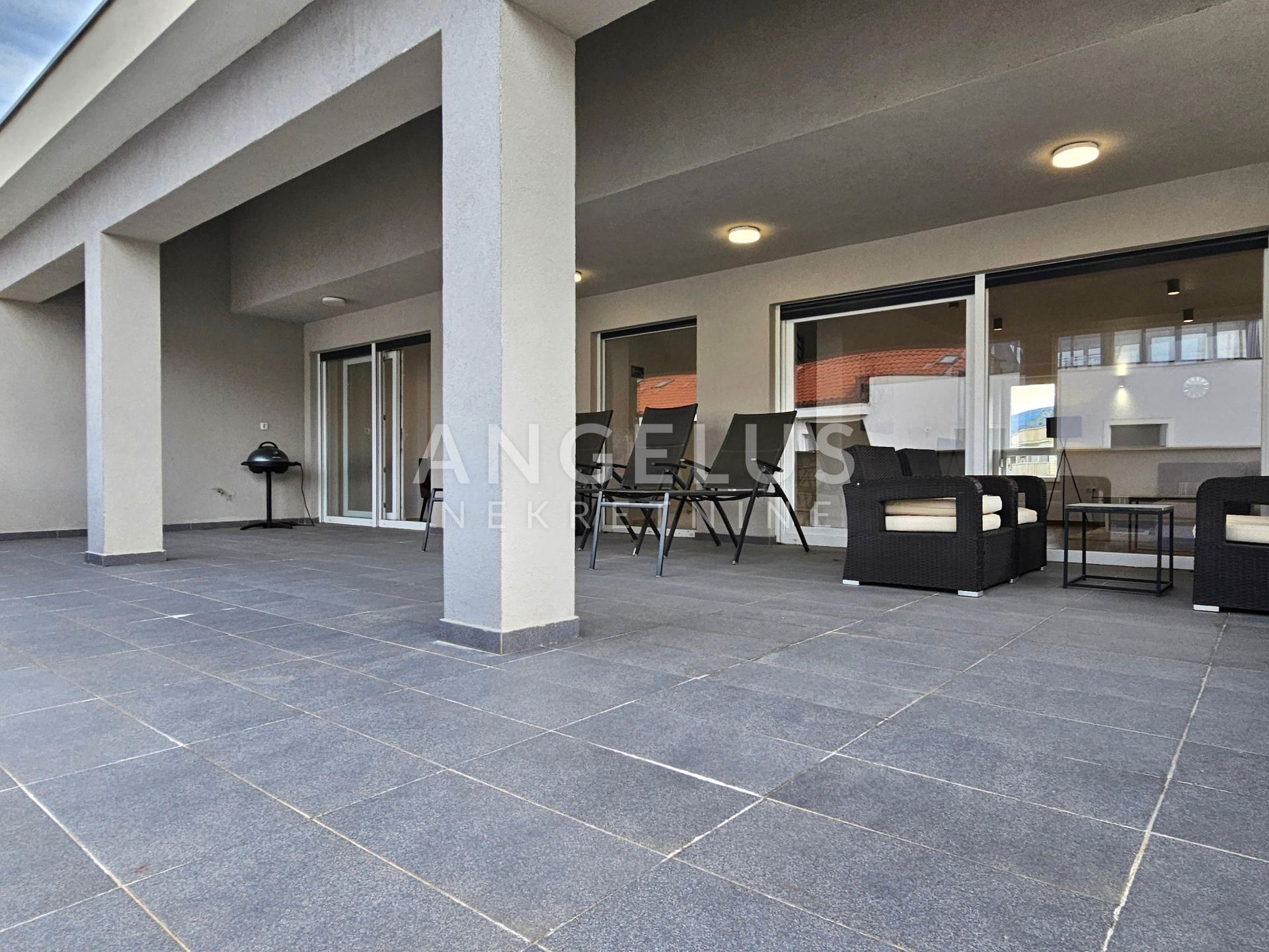 Flat For sale -  Podstrana