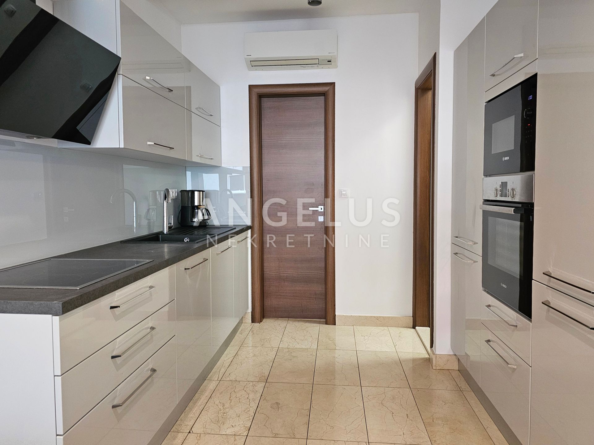 Flat For sale -  Podstrana