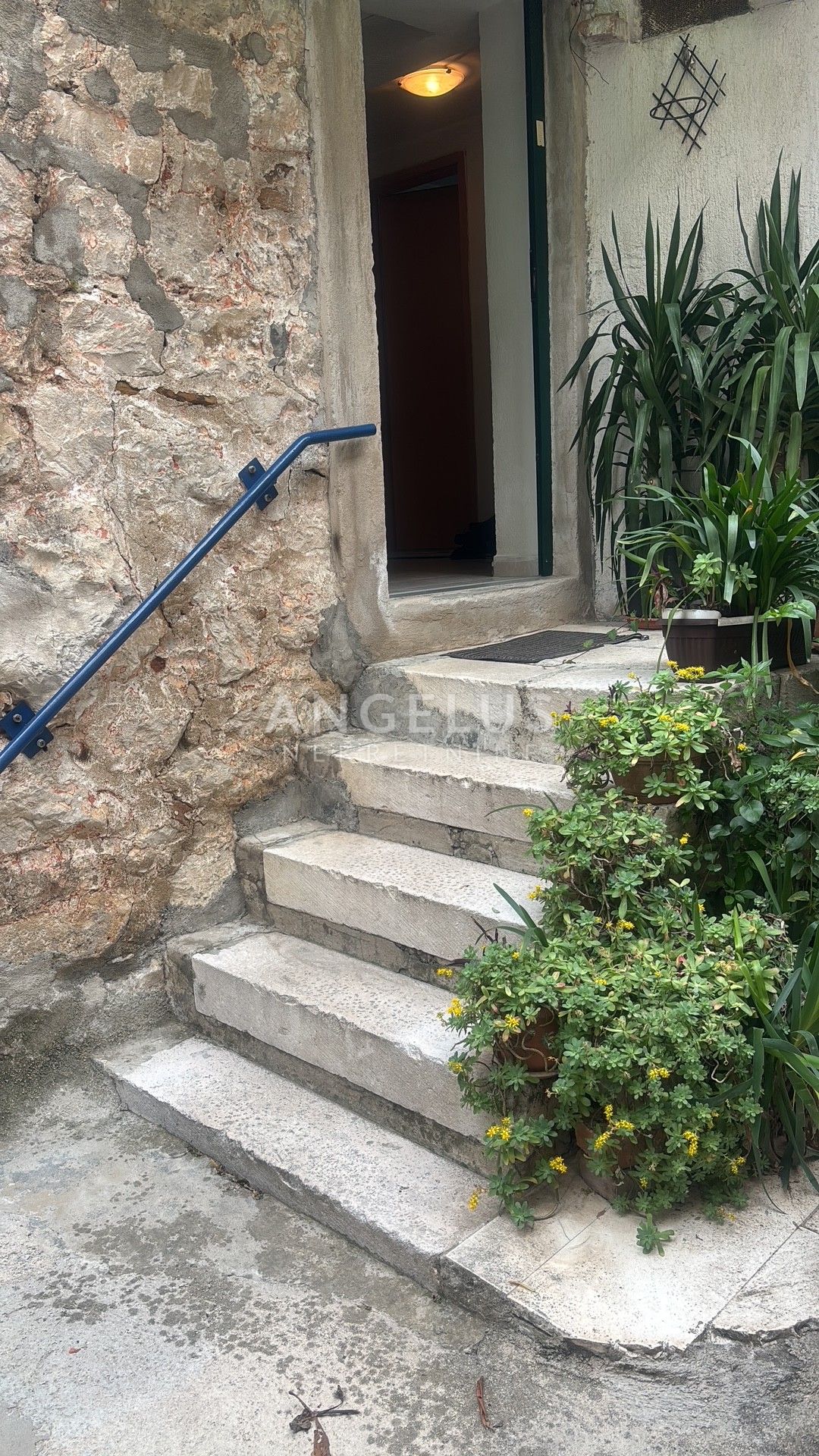 Flat For sale -  Varoš
