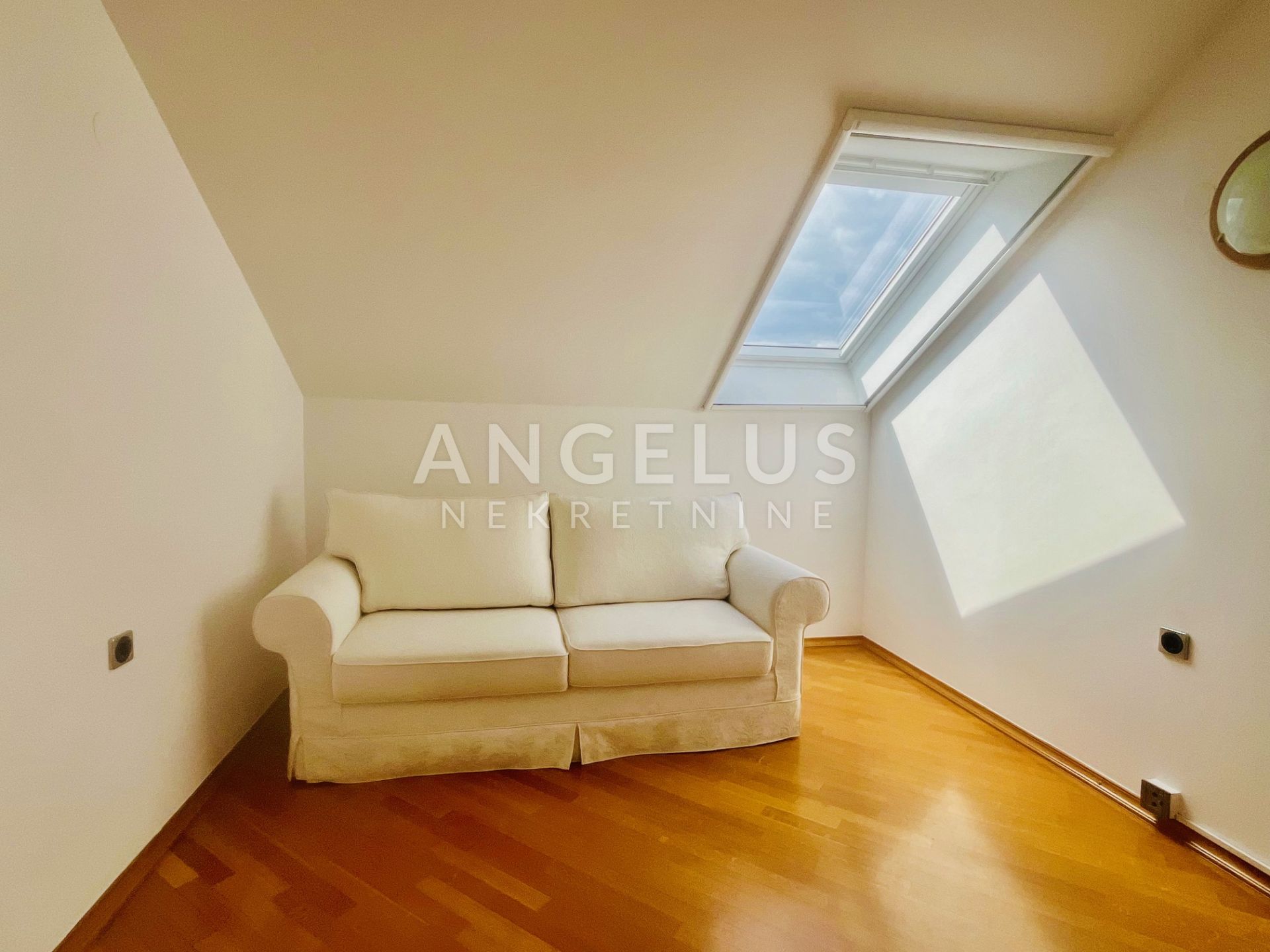 Apartmán Na predaj - Grad Zagreb Šalata