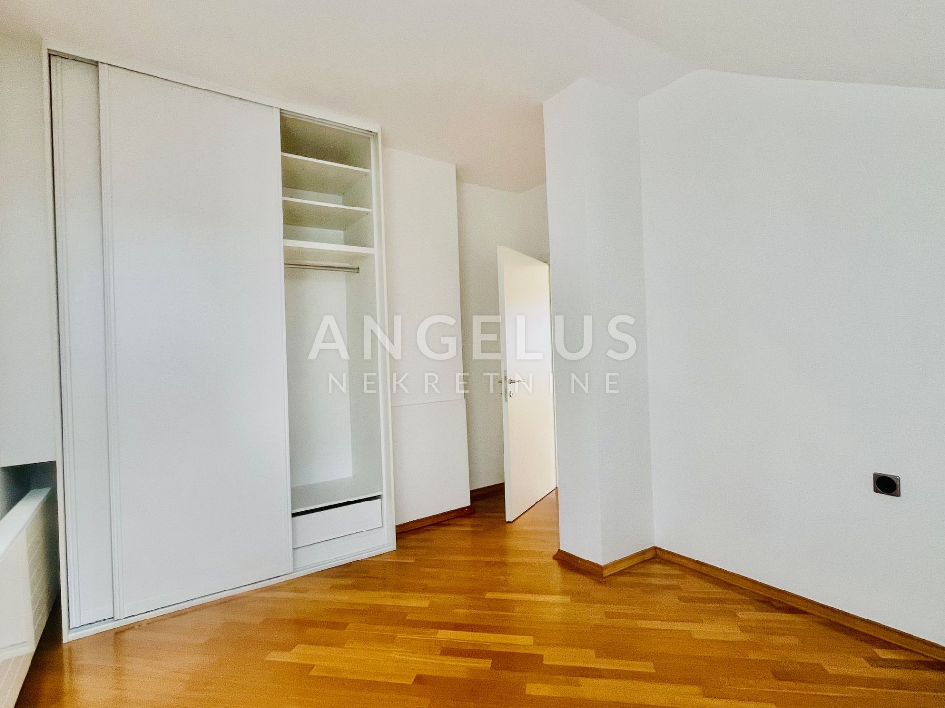 Apartmán Na predaj - Grad Zagreb Šalata