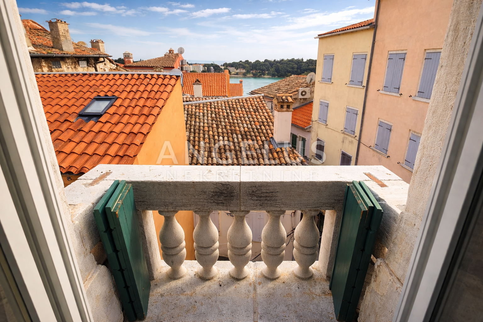 Mieszkanie Na sprzedaż -  Rovinj