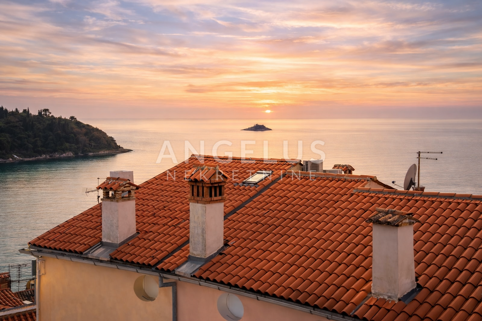 Mieszkanie Na sprzedaż -  Rovinj