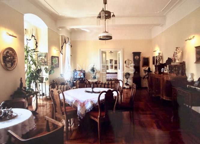 Stan na prodaju 190 m² – Donji Grad