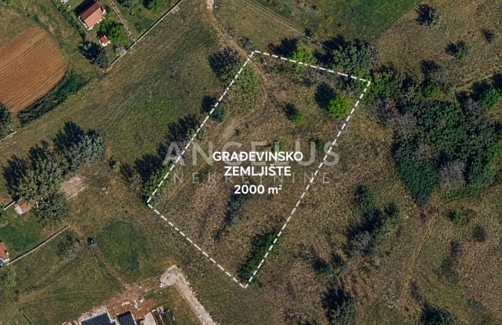 Działka na sprzedaż 2000 m² – Sveta Nedelja
