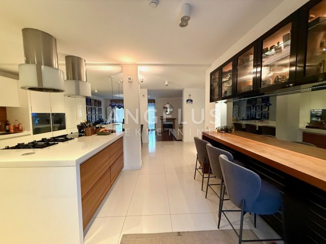Casa in vendita 400 m² – Podsljeme