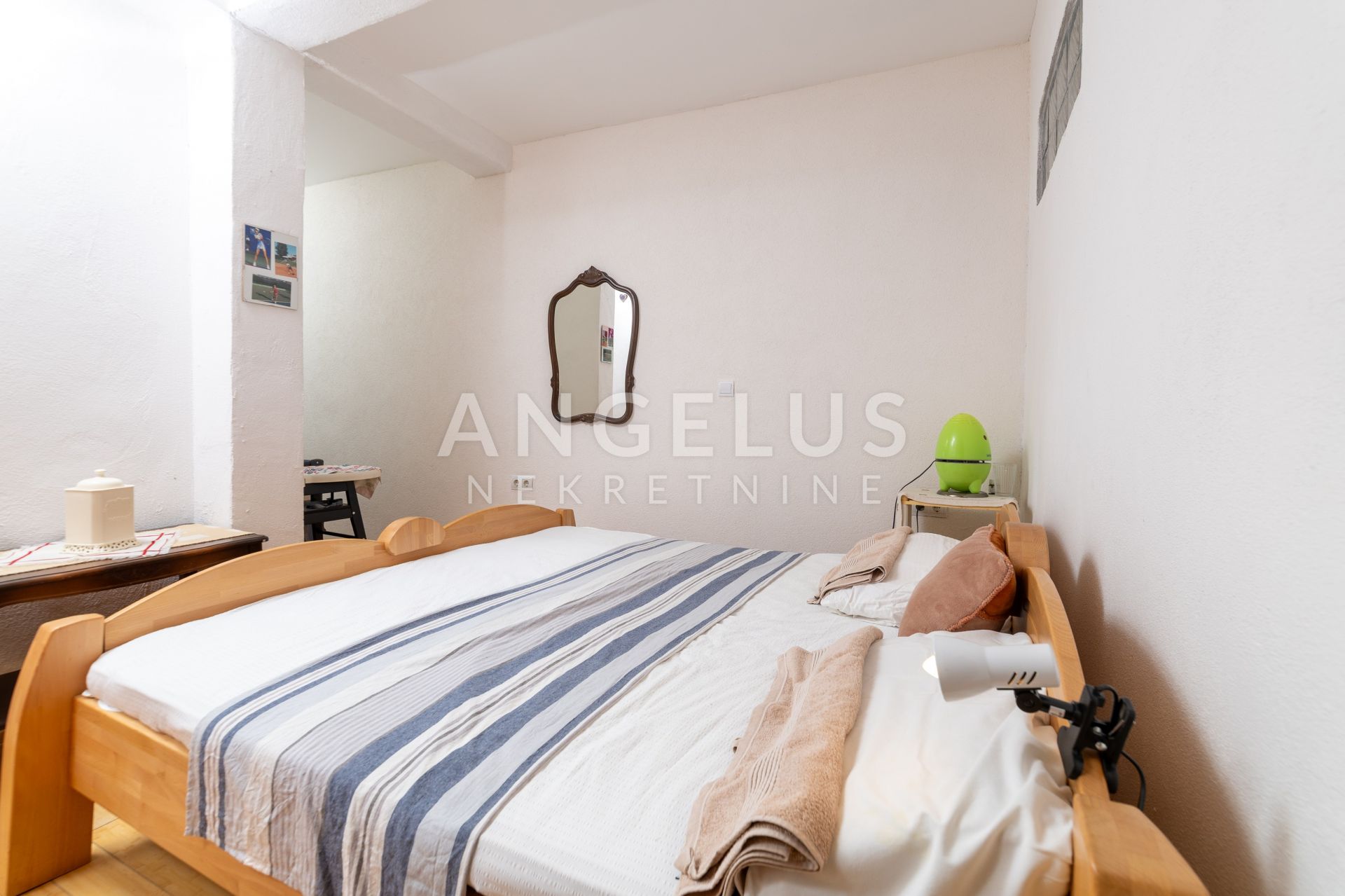 Appartement À vendre - Splitsko-dalmatinska Jesenice