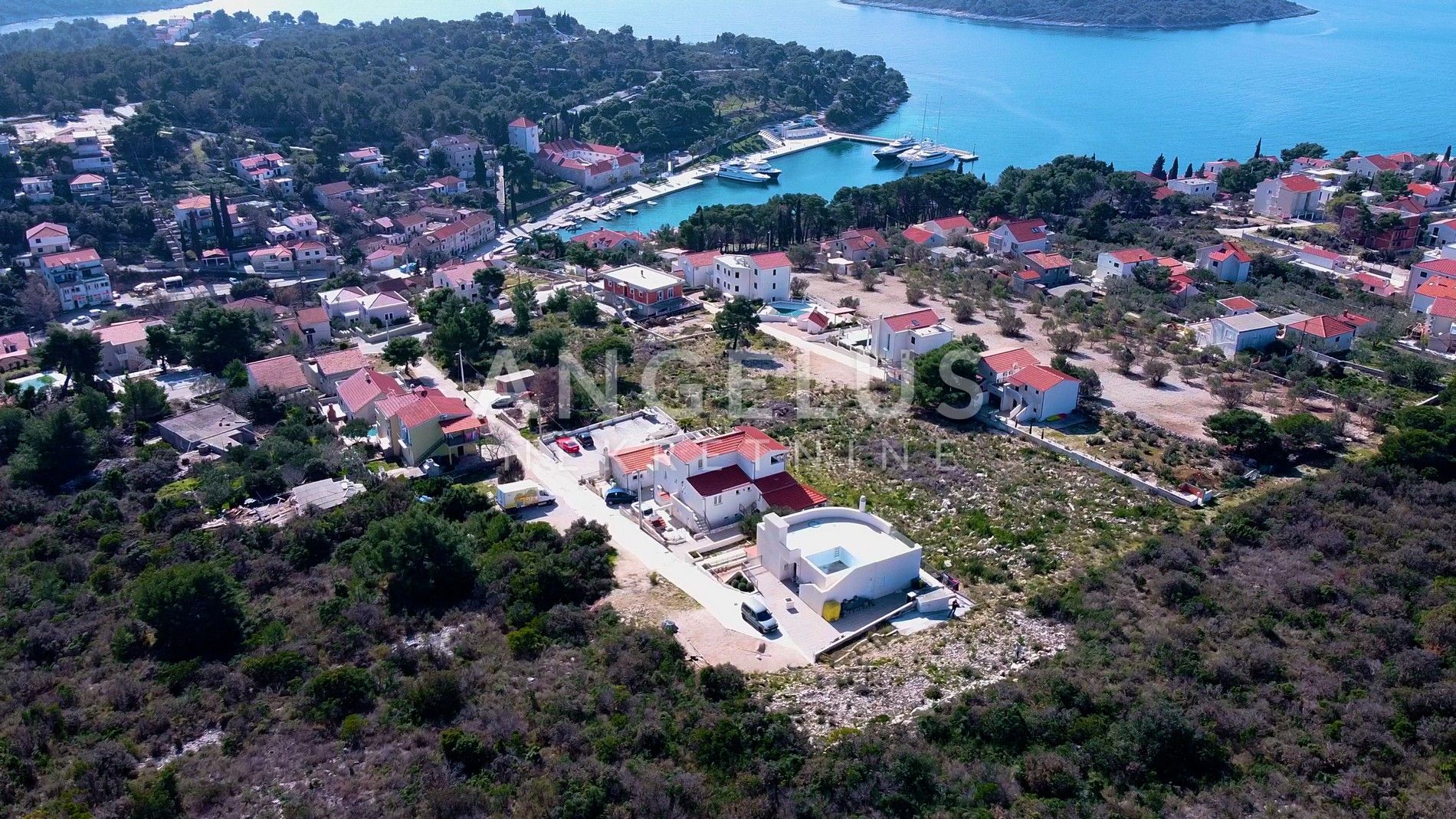 Grundstück Zu verkaufen - Splitsko-dalmatinska Maslinica