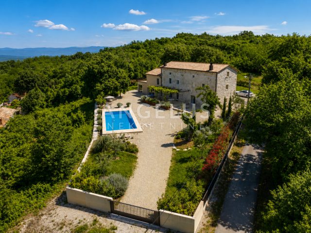 Casa in vendita 300 m² – Sveta Nedelja