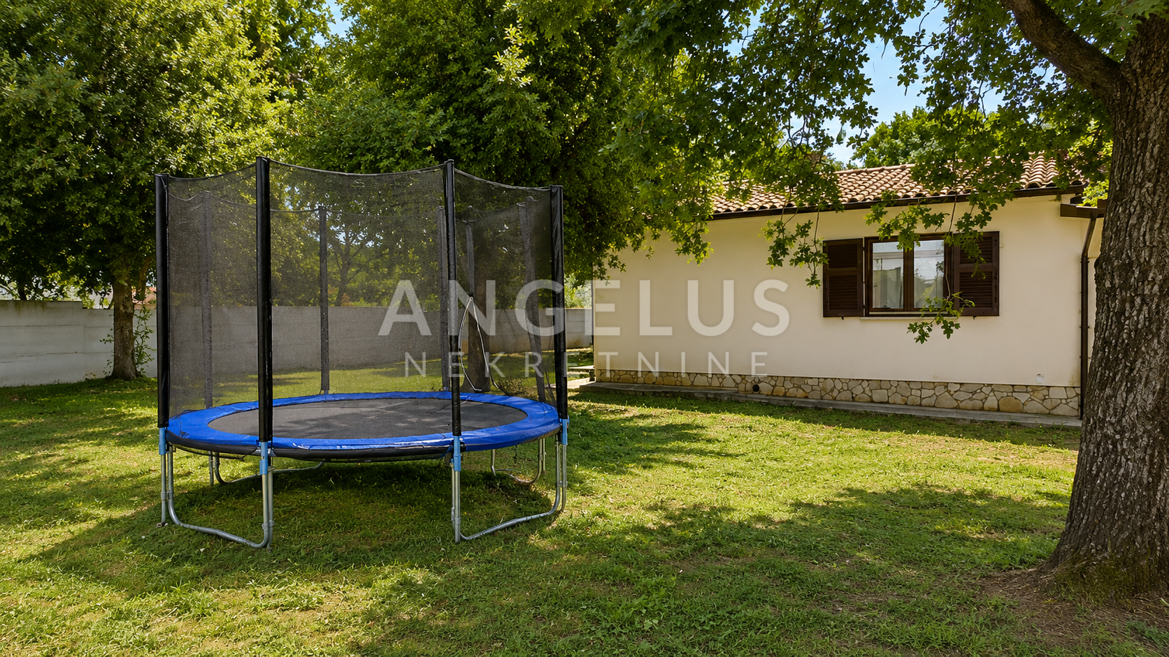 Casa In vendita -  Valbandon
