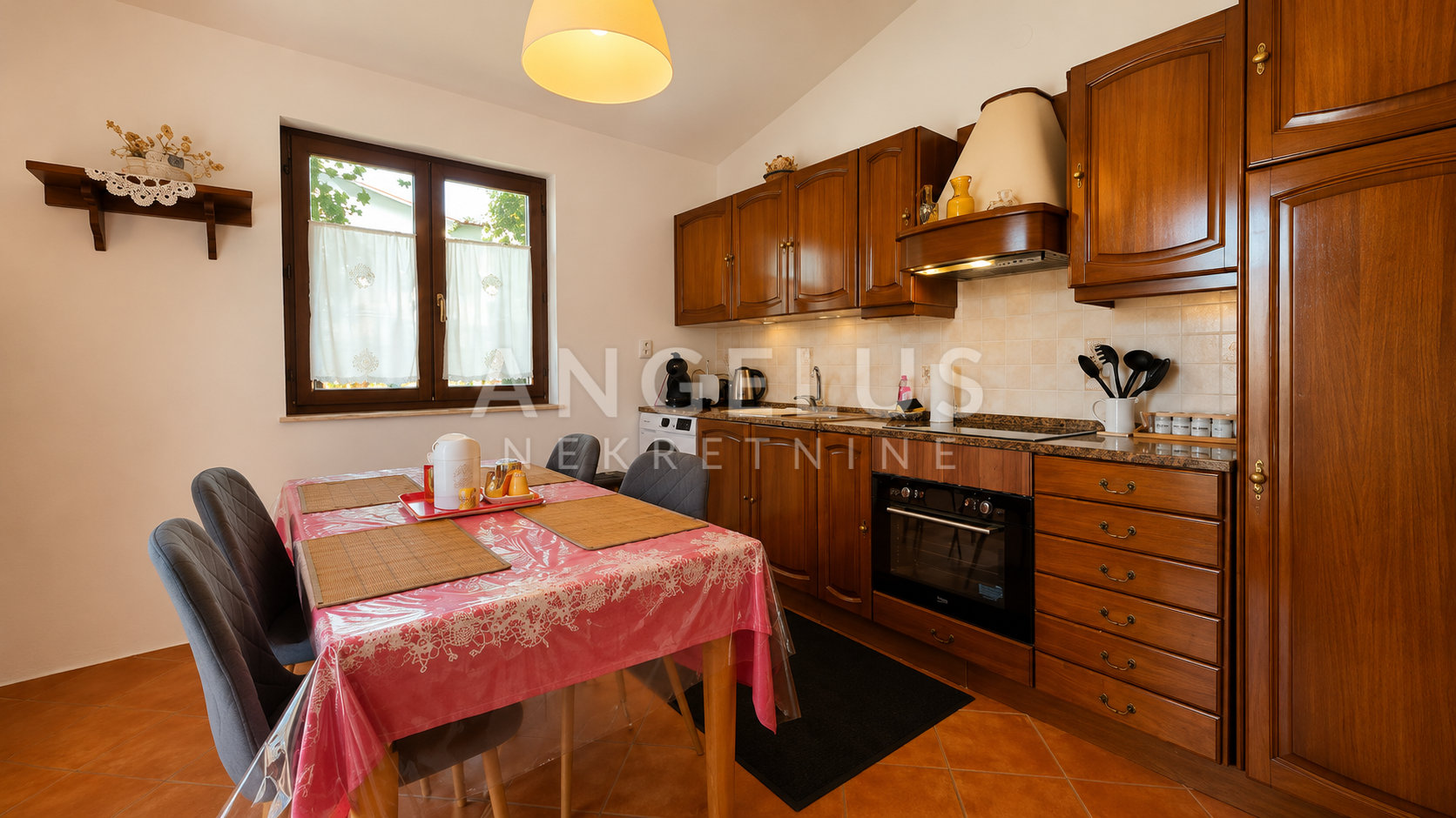 Casa In vendita -  Valbandon