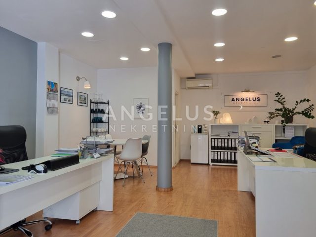 Komerčné na predaj 40 m² – Split