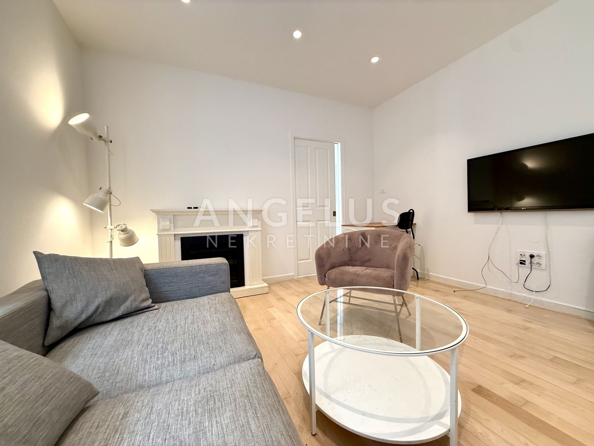 Flat For sale -  Donji grad