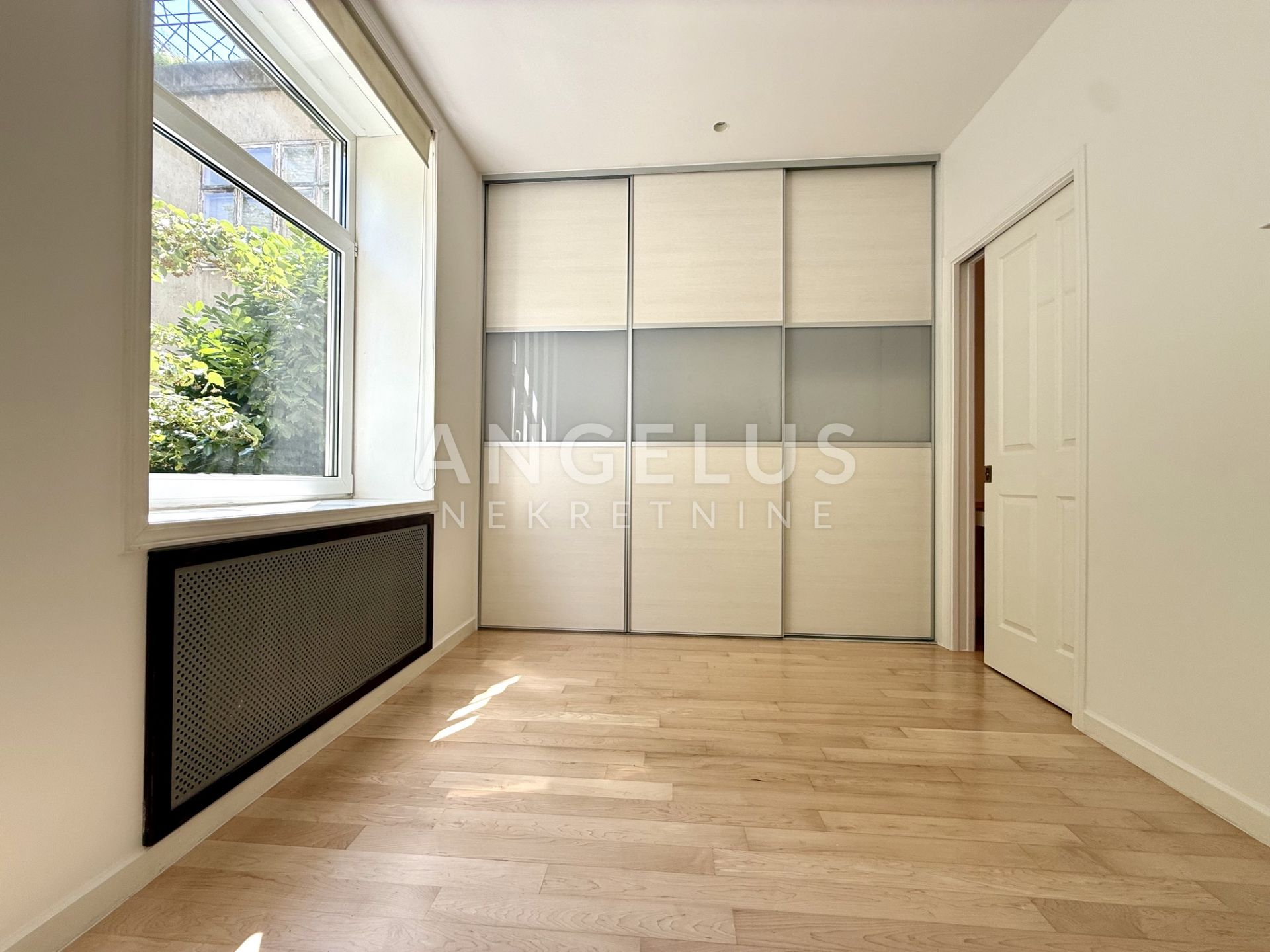 Flat For sale -  Donji grad