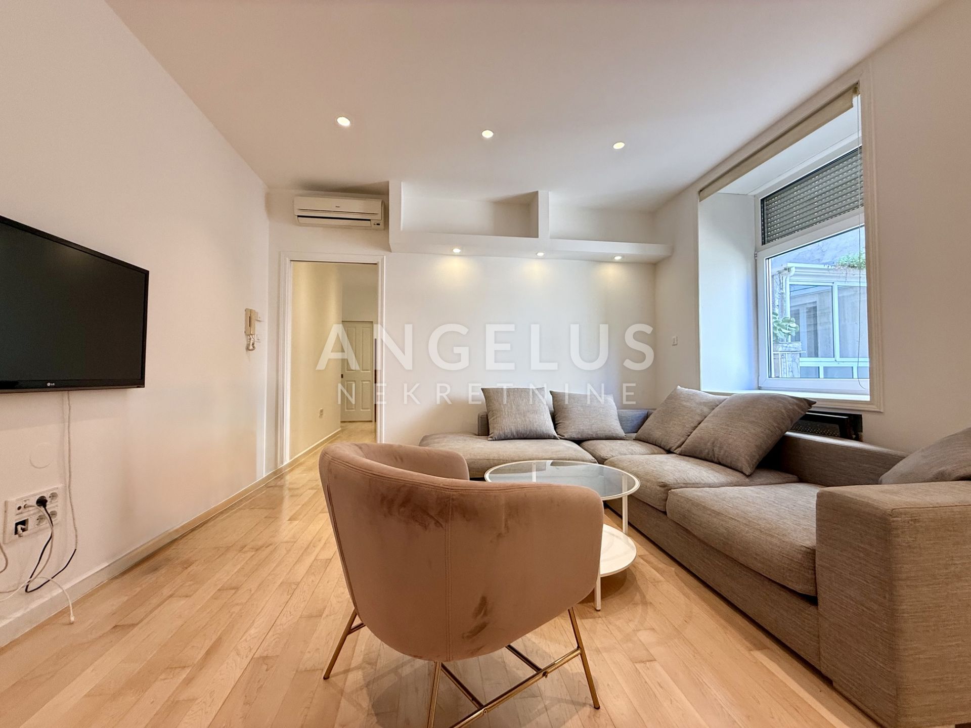 Flat For sale -  Donji grad