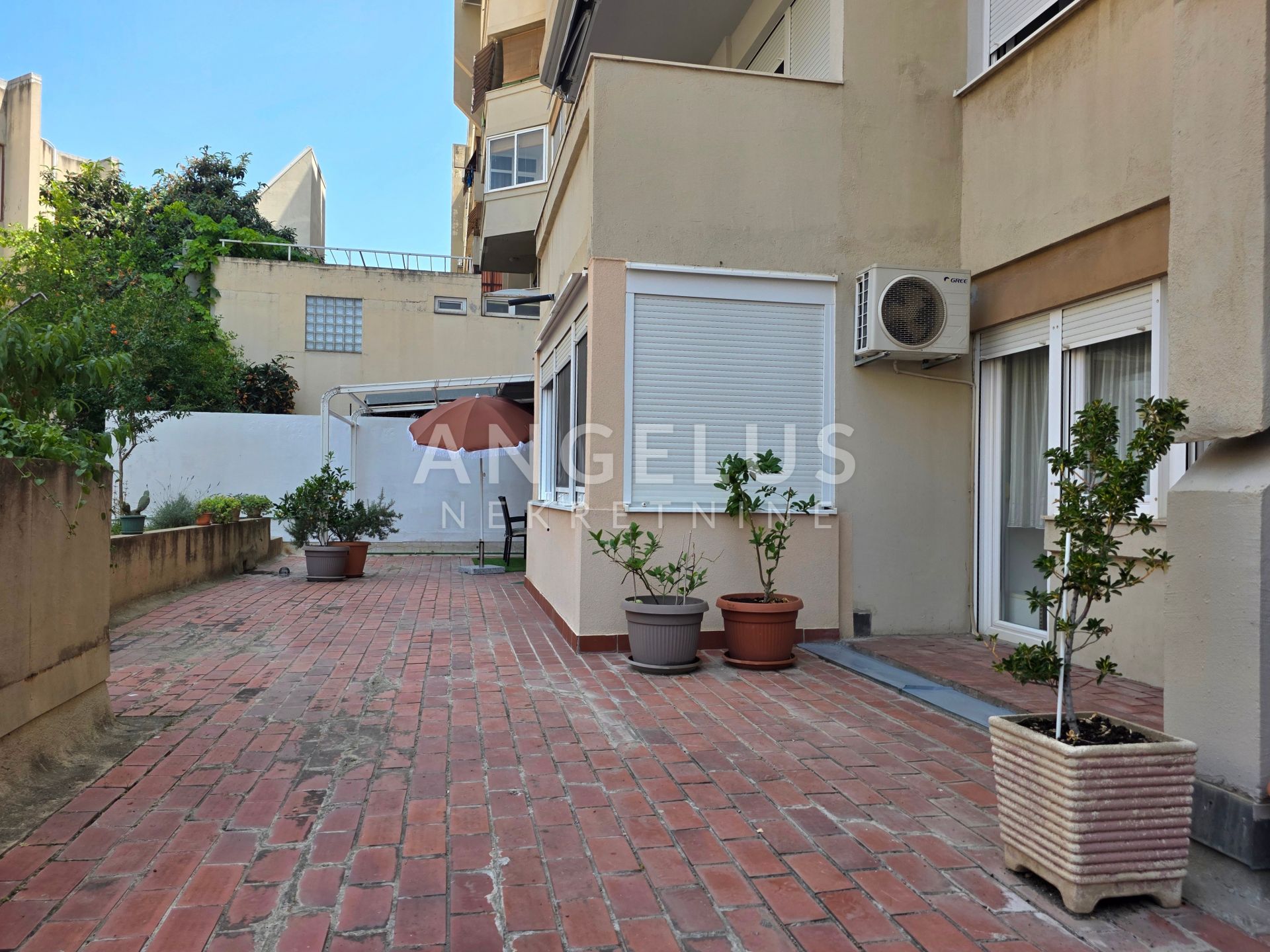 Flat For sale - Splitsko-dalmatinska Split 3