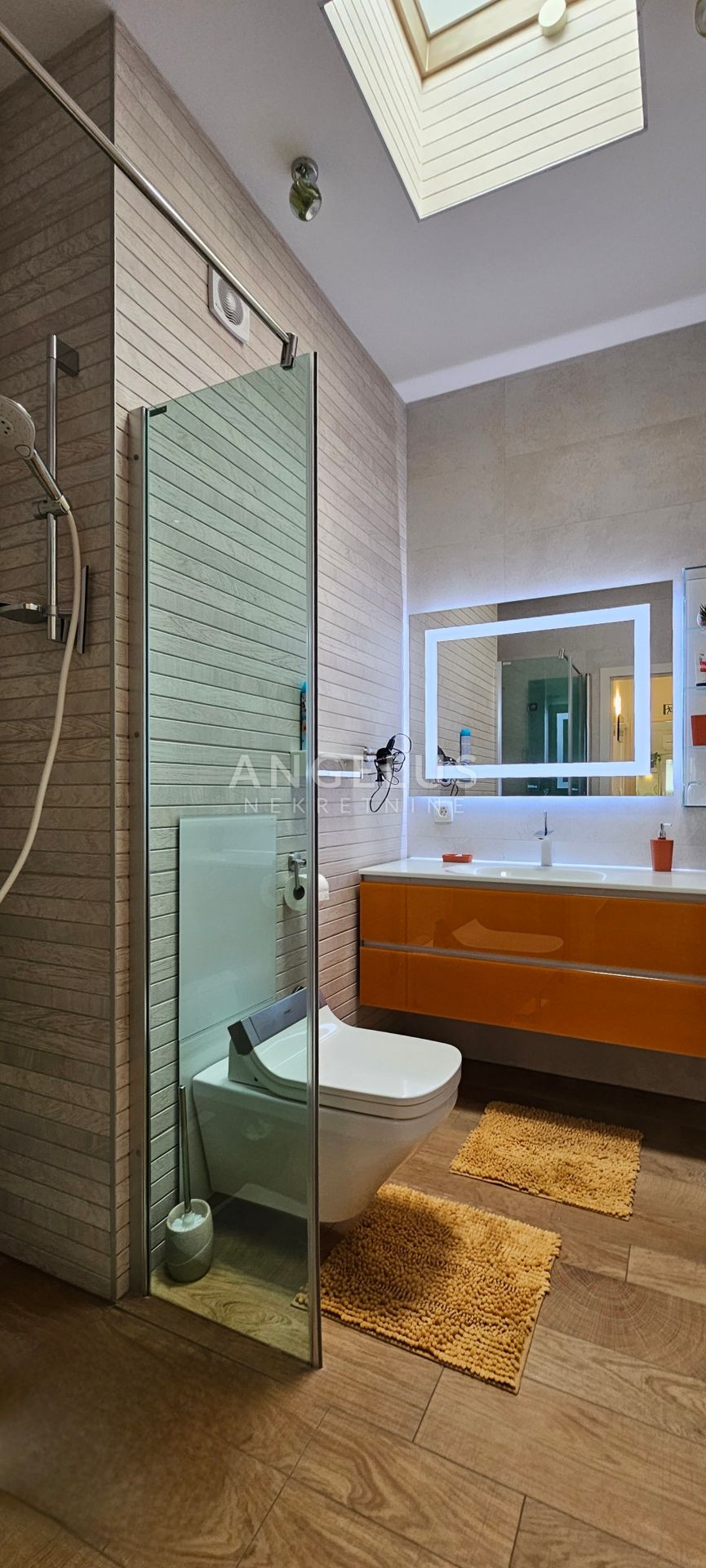 Flat For sale -  Meje