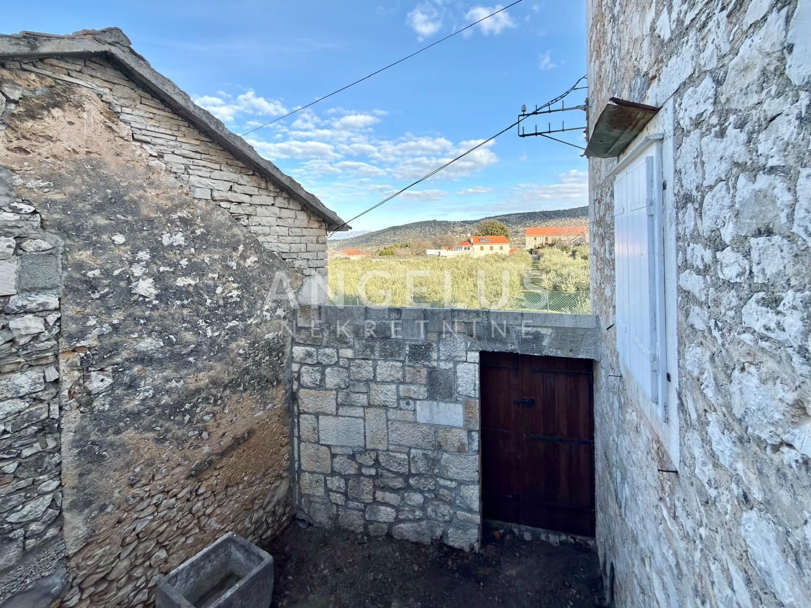 Casa In vendita - Splitsko-dalmatinska Nerežišća