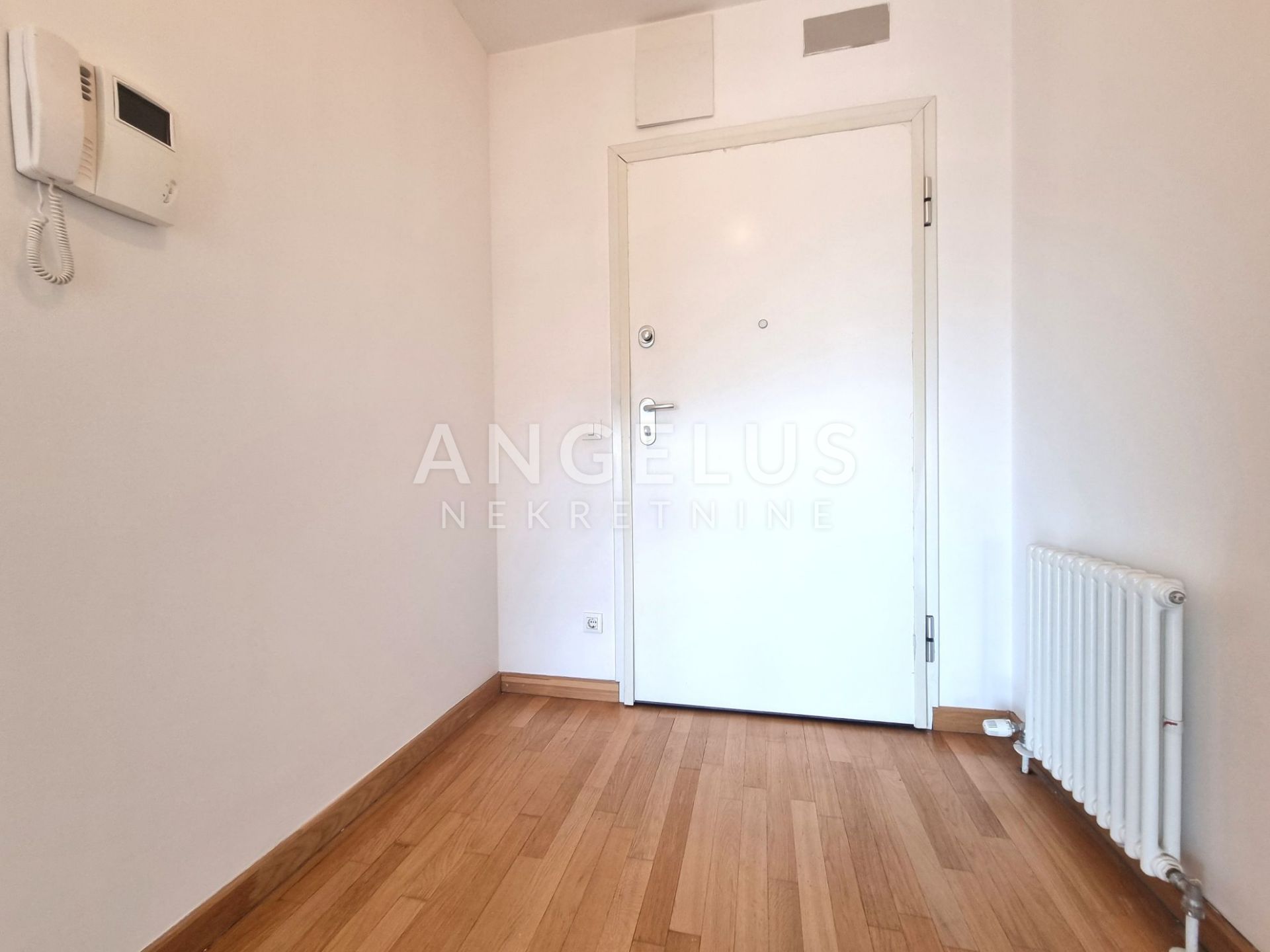Commerciale In vendita - Grad Zagreb Središće