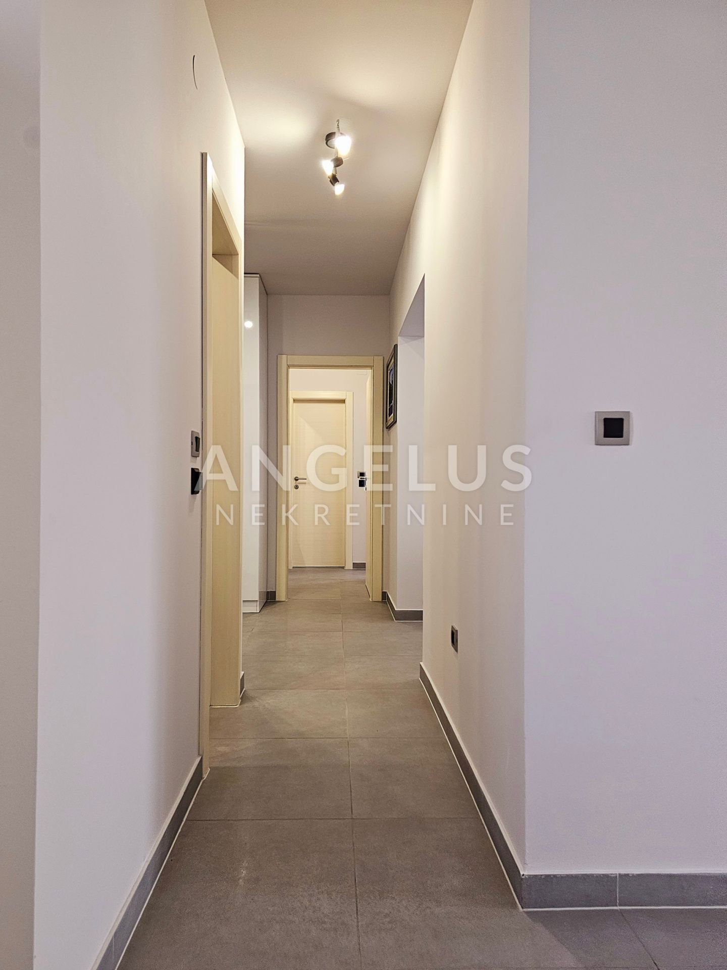 Apartment Zu verkaufen - Splitsko-dalmatinska Podstrana