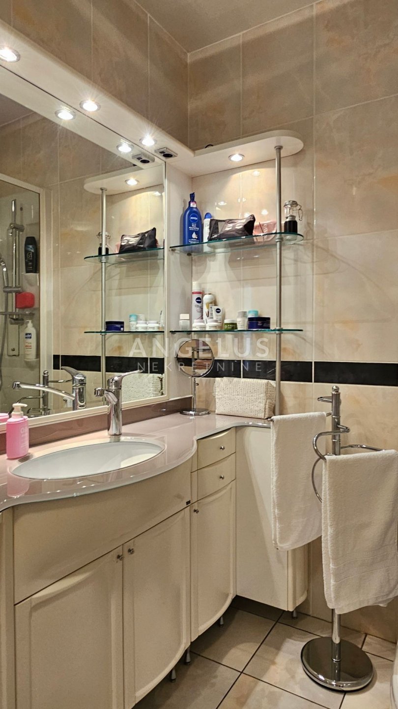 Flat For sale - Splitsko-dalmatinska Žnjan