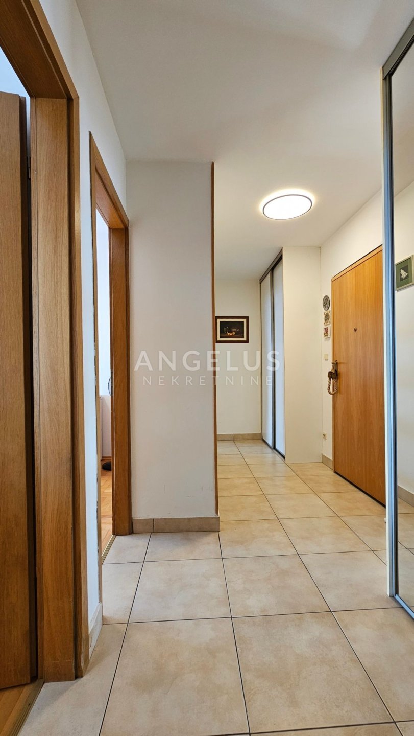 Flat For sale - Splitsko-dalmatinska Žnjan