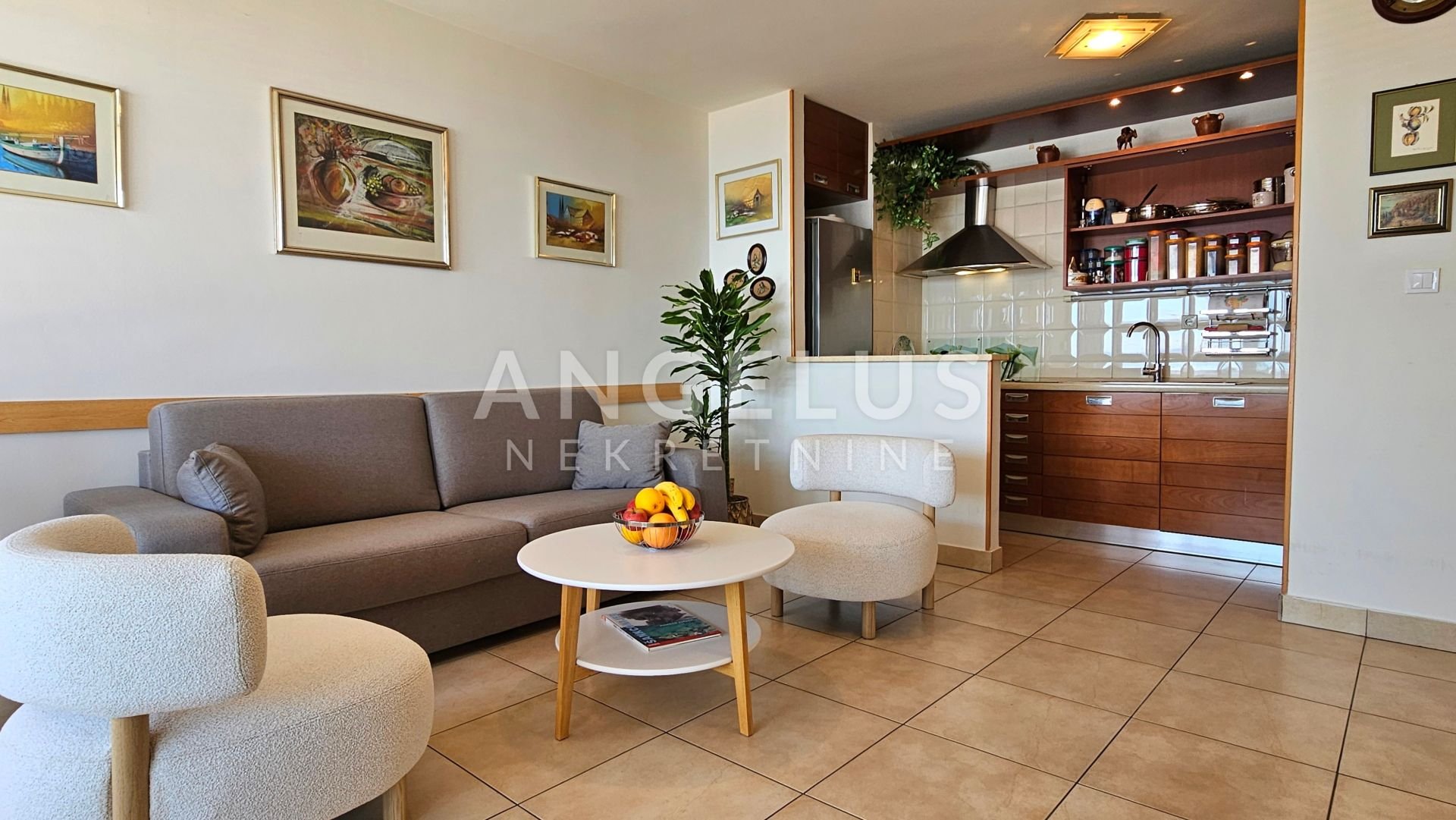 Flat For sale - Splitsko-dalmatinska Žnjan