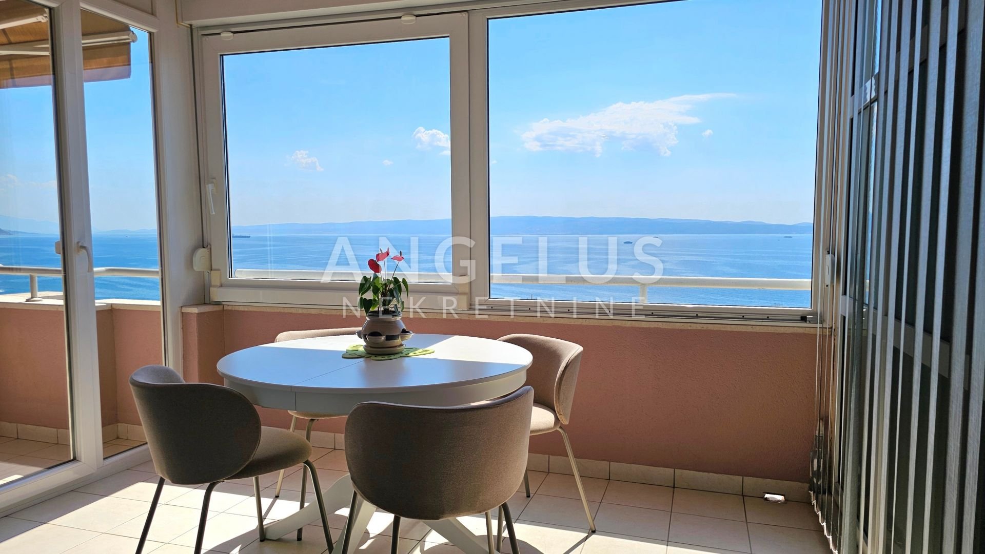 Flat For sale - Splitsko-dalmatinska Žnjan