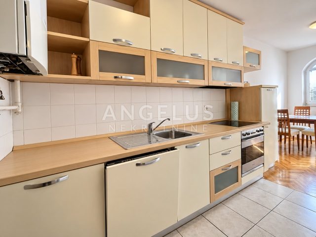 Flat For rent — Trešnjevka - Sjever