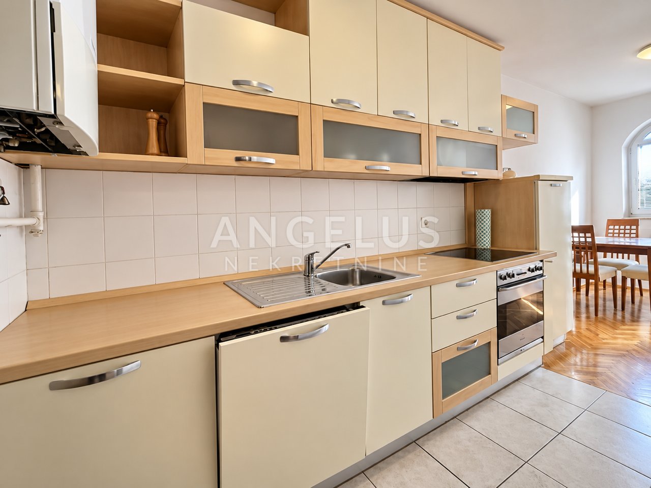 Flat For rent - Grad Zagreb Trešnjevka - foto 1/8