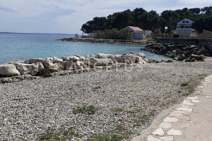 Pozemek na prodej 901 m² – Preko