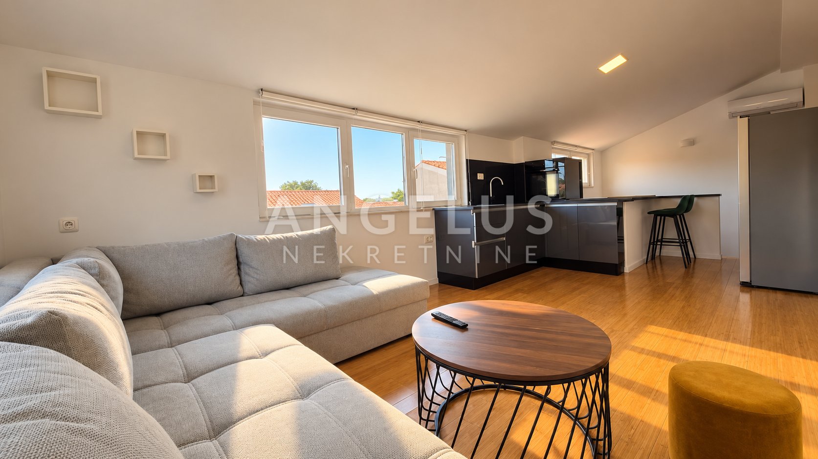 Appartement À louer - Istarska Pomer - foto 1/12