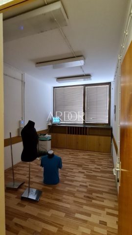 Business premises for sale 350 m² – Rijeka