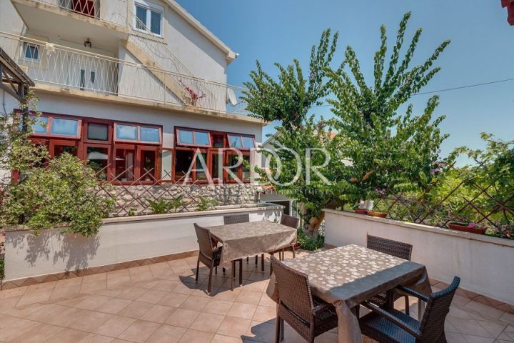 Haus zu verkaufen 825 m² – Mali Lošinj