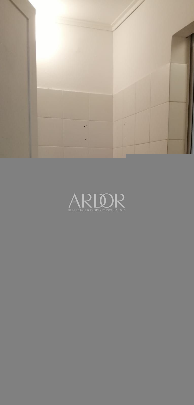 Poslovni prostor Na prodaju -  Stari Grad