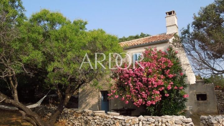 Kuća na prodaju 140 m² – Mali Lošinj