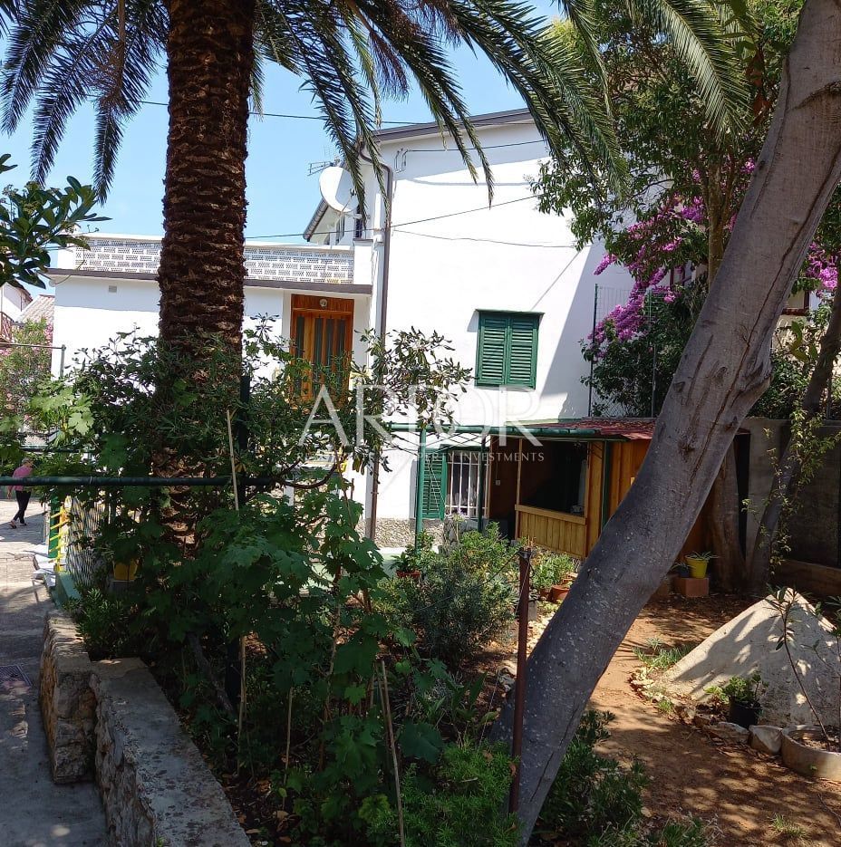 Kuća Na prodaju -  Mali Lošinj