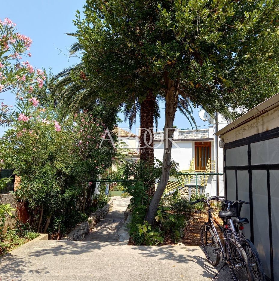 Kuća Na prodaju -  Mali Lošinj