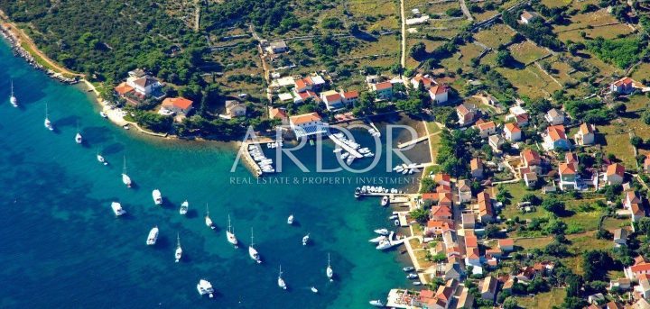 Pozemek na prodej 285 m² – Mali Lošinj