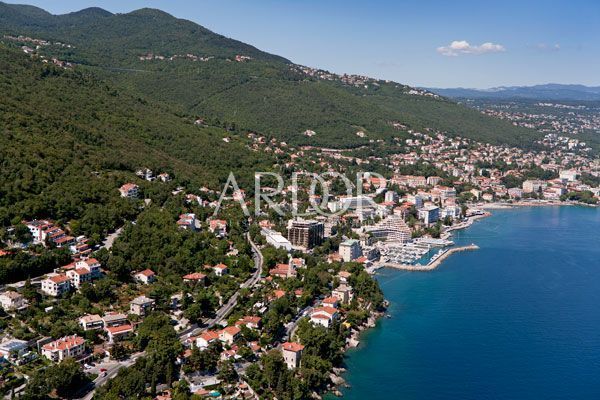 Hiša Na predaj -  Ičići