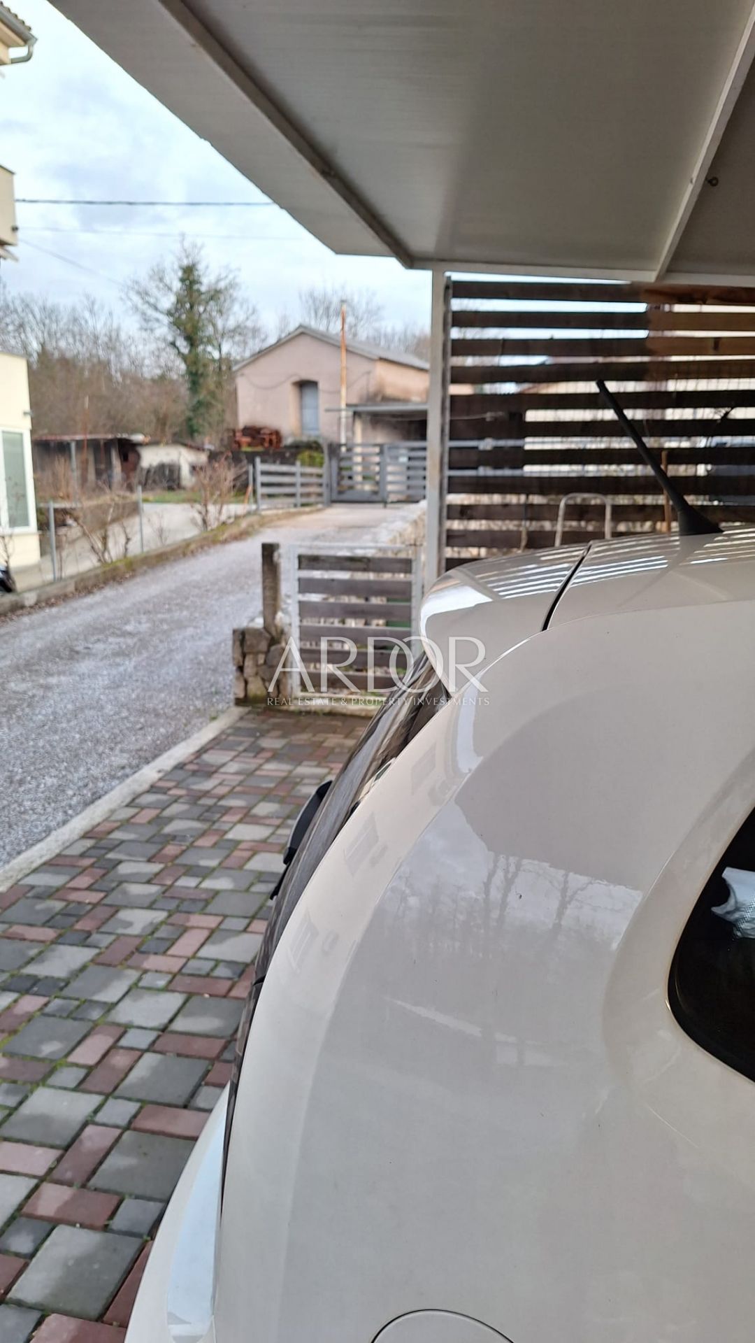 Apartment Zu verkaufen -  Brešca