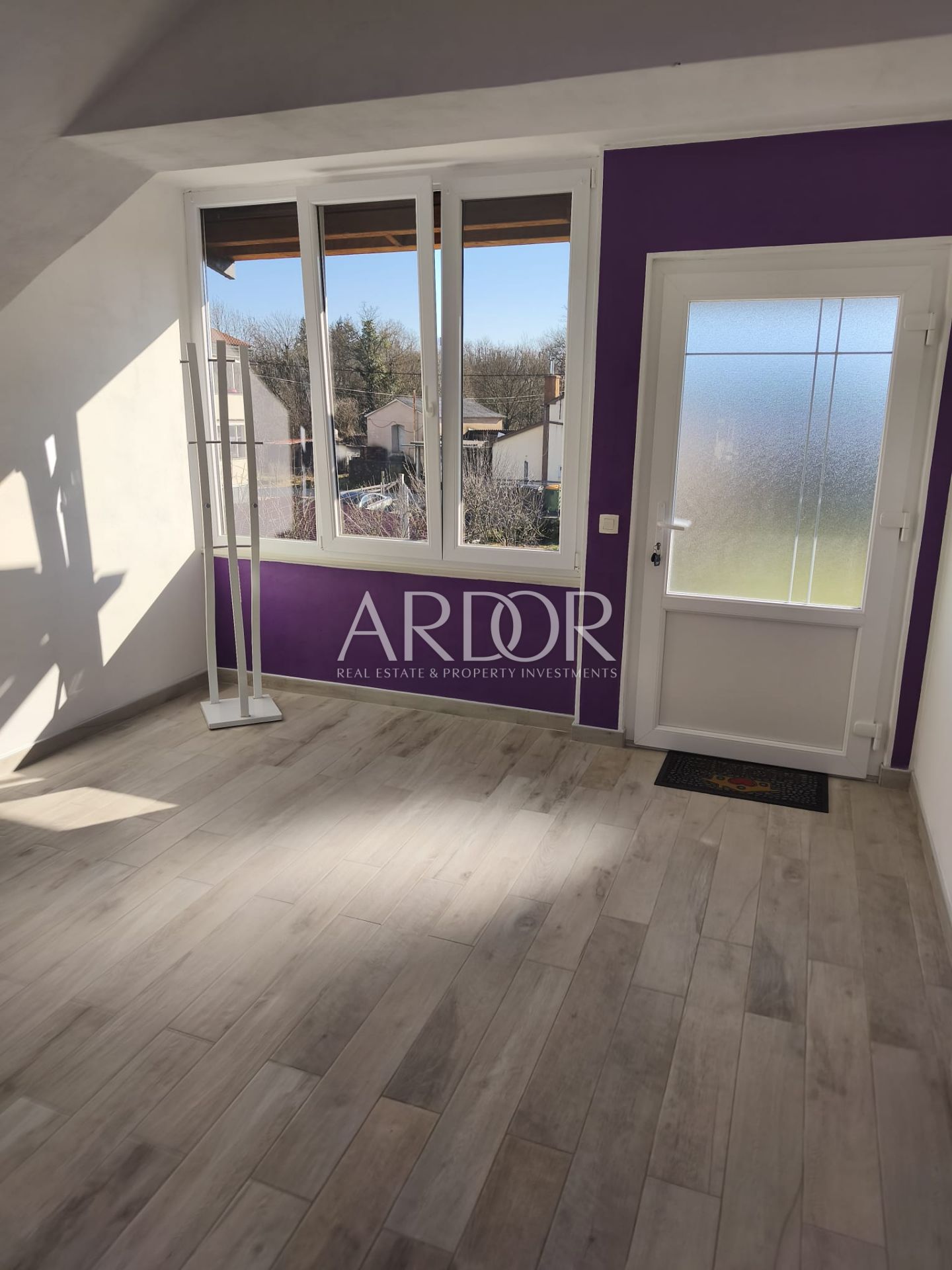 Apartment Zu verkaufen -  Brešca