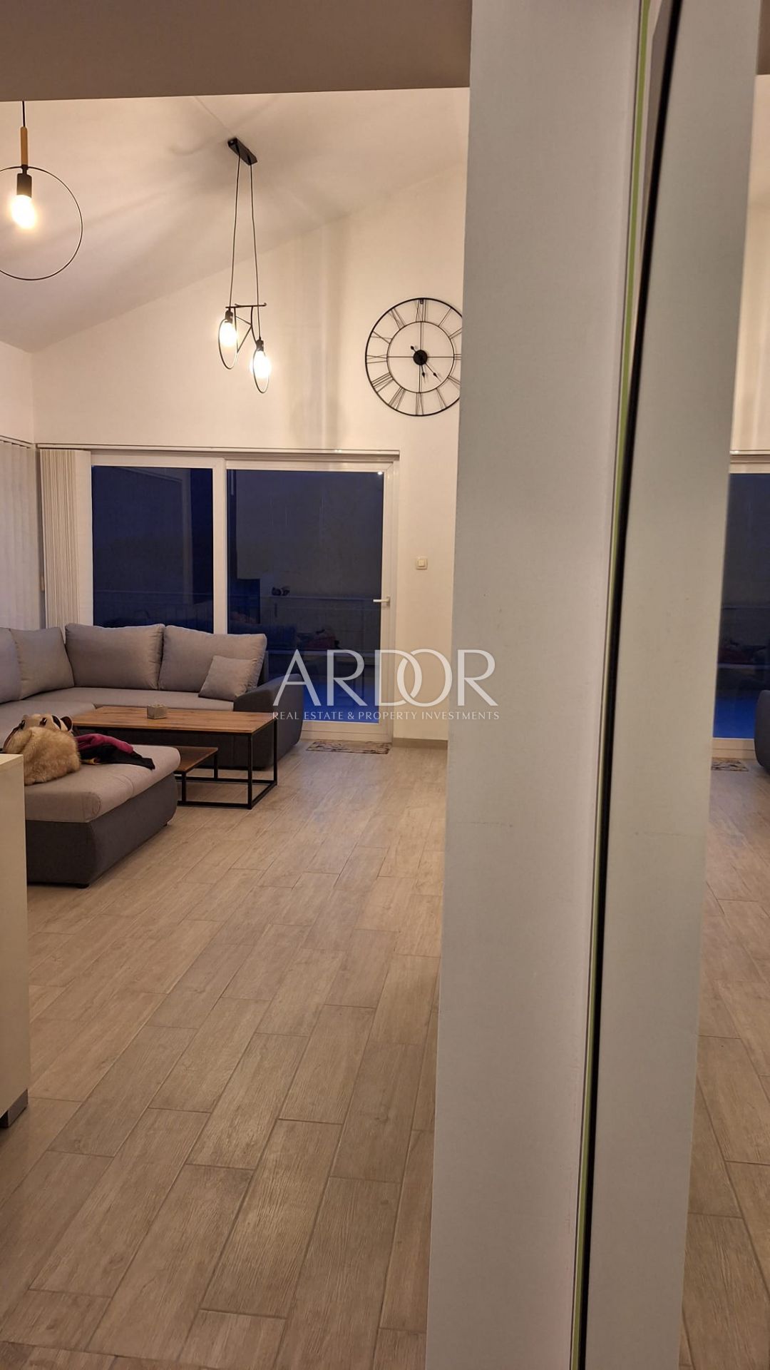 Apartment Zu verkaufen -  Brešca