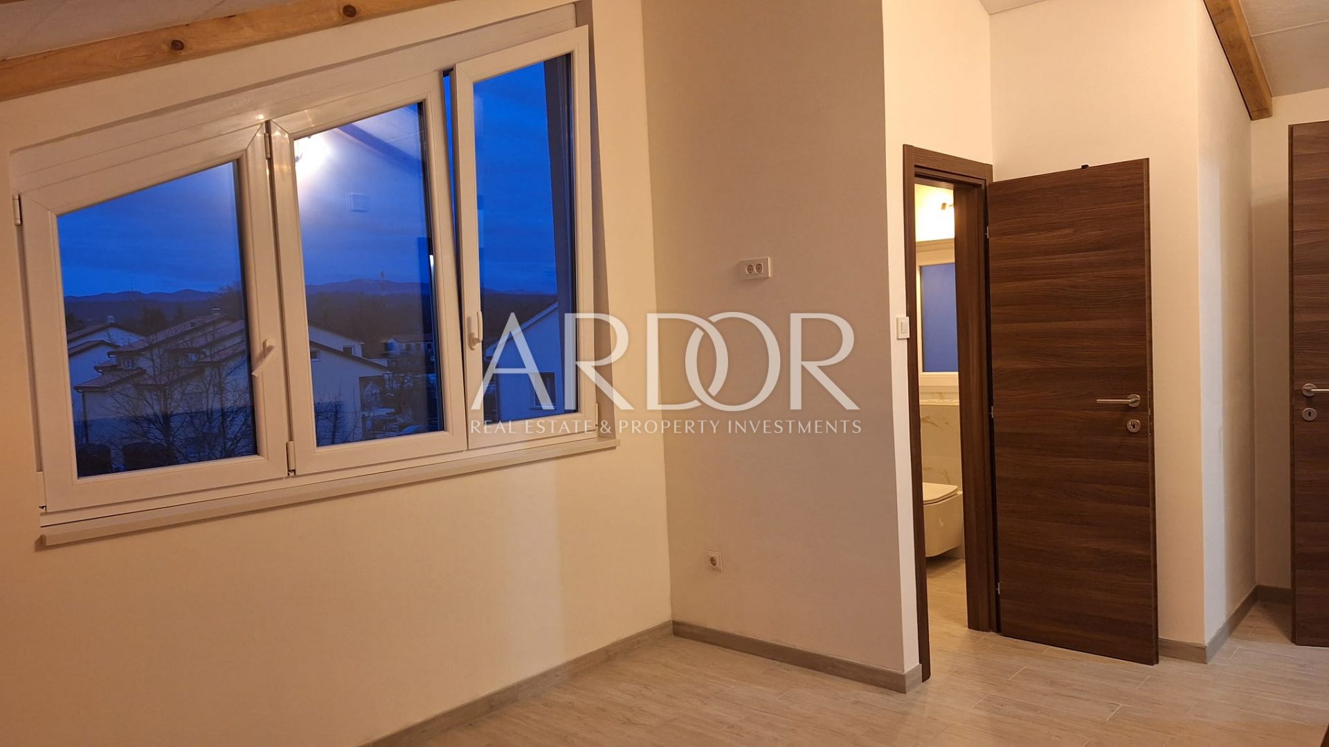 Apartment Zu verkaufen -  Brešca