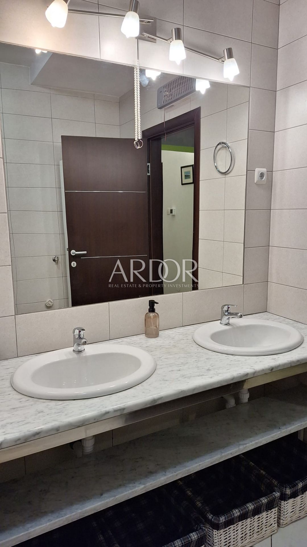 Apartment Zu verkaufen -  Brešca