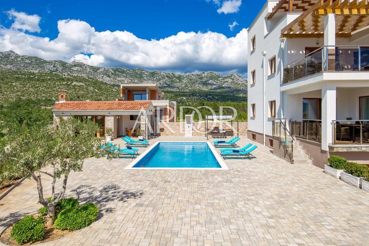 House For sale -  Seline